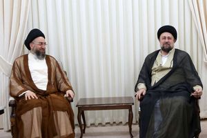 عمار حکیم پس از ورود به تهران با سید حسن خمینی دیدار کرد