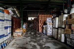 مزایده ۱۶۵ ردیف کالای موجود انبارهای اموال تملیکی هرمزگان برگزار شد