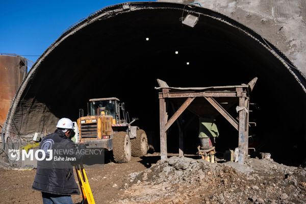 تونل البرز غربی سال ۱۴۰۶ زیر بار ترافیک می‌رود