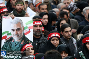 پخش زنده مراسم تشییع پیکر شهید سردار سلیمانی از سی ان ان و یوتیوب