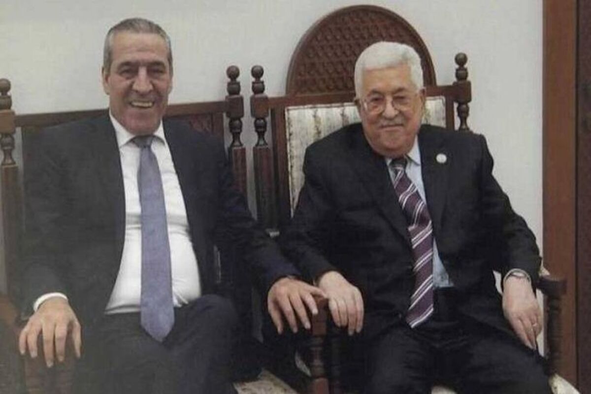 معاون محمود عباس