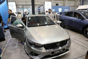 نسخه توربوشارژ تارا V4 با موتور EFP معرفی شد