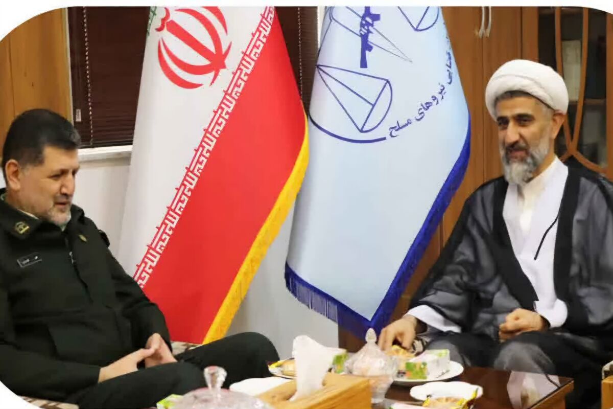 دیدار فرمانده انتظامی ساری با رئیس سازمان قضایی نیروهای مسلح مازندران