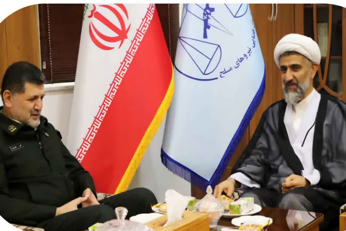دیدار فرمانده انتظامی ساری با رئیس سازمان قضایی نیروهای مسلح مازندران