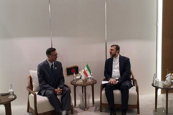 ایران و بنگلادش در حاشیه نشست ائتلاف تمدن‌ها گفتگو کردند