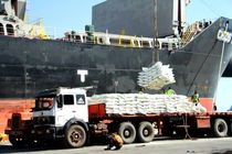 ناوگان حمل و نقل جاده‌ای در هرمزگان با 65 درصد ظرفیت کار می کند/بررسی برای رفع مشکلات کامیون‎‌داران 