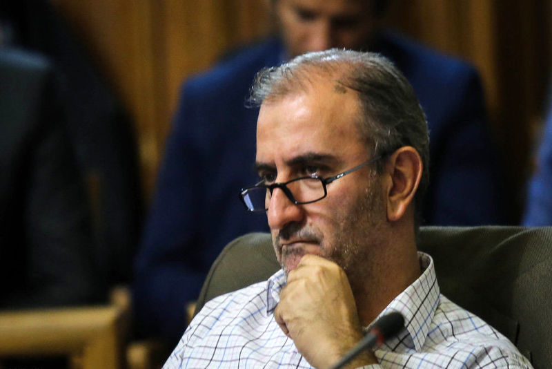 انتقاد عضو شورای شهر به نصب کیوسکهای نامتعارف در معابر تهران