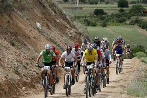 تیم دوچرخه‌سواری سرعت خراسان رضوی راهی مسابقات کشوری شد