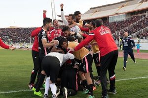 وعده آجورلو به بازیکنان تراکتورسازی؛ قهرمان شوید ۶ سکه پاداش بگیرید