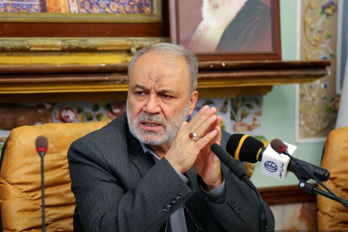 نادرالاصلی