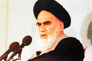 روح بلند امام خمینی به ملکوت اعلی پیوست 