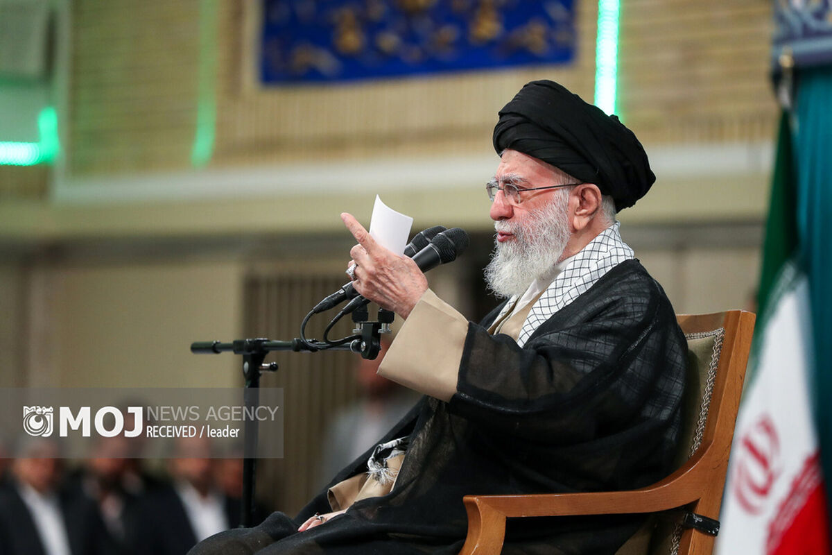 دیدار کارگران با رهبر انقلاب اسلامی