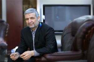 حسن کاظمی قمی برای دیدار با مقامات طالبان وارد کابل شد