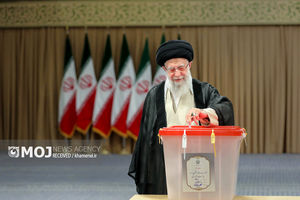 شرکت رهبر انقلاب در مرحله دوم انتخابات چهاردهمین دوره ریاست جمهوری