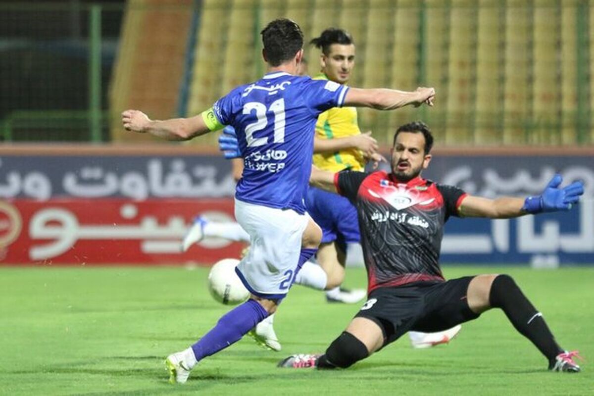 فوتبال استقلال و صنعت نفت