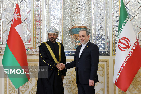 دیدار وزرای خارجه ایران و عمان