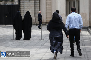 حاشیه جلسه هیات دولت - ۱۹ تیر ۱۳۹۸