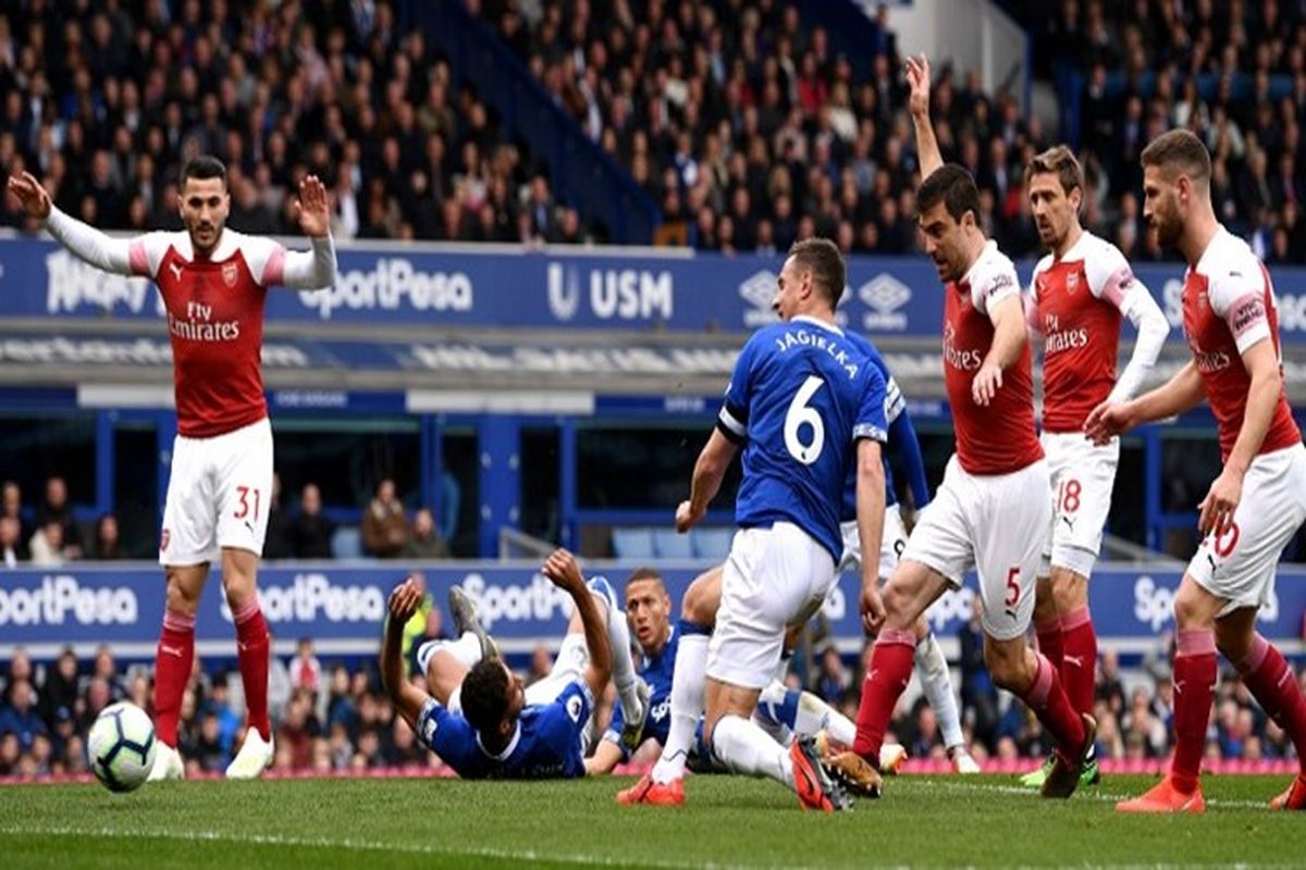 بازی اورتون و آرسنال1