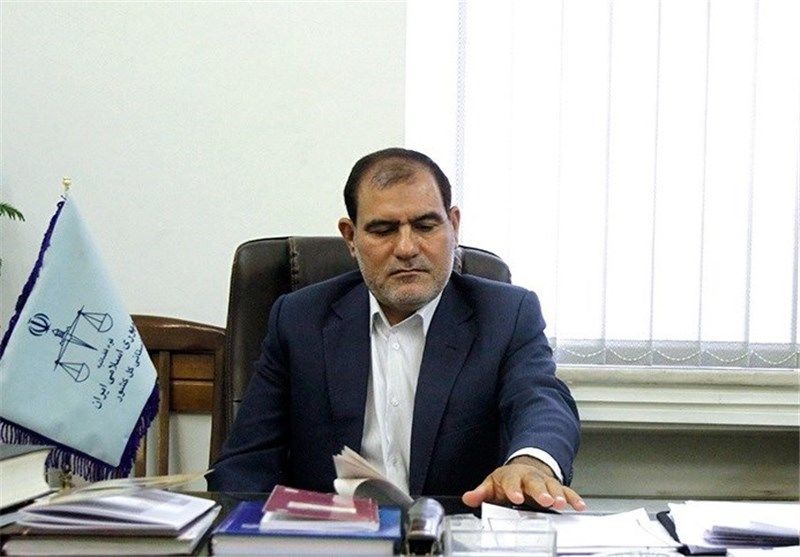اقدام به موقع دادستانها در مبارزه با فساد، جامعه را از بسیاری از خطرات مصون خواهد کرد