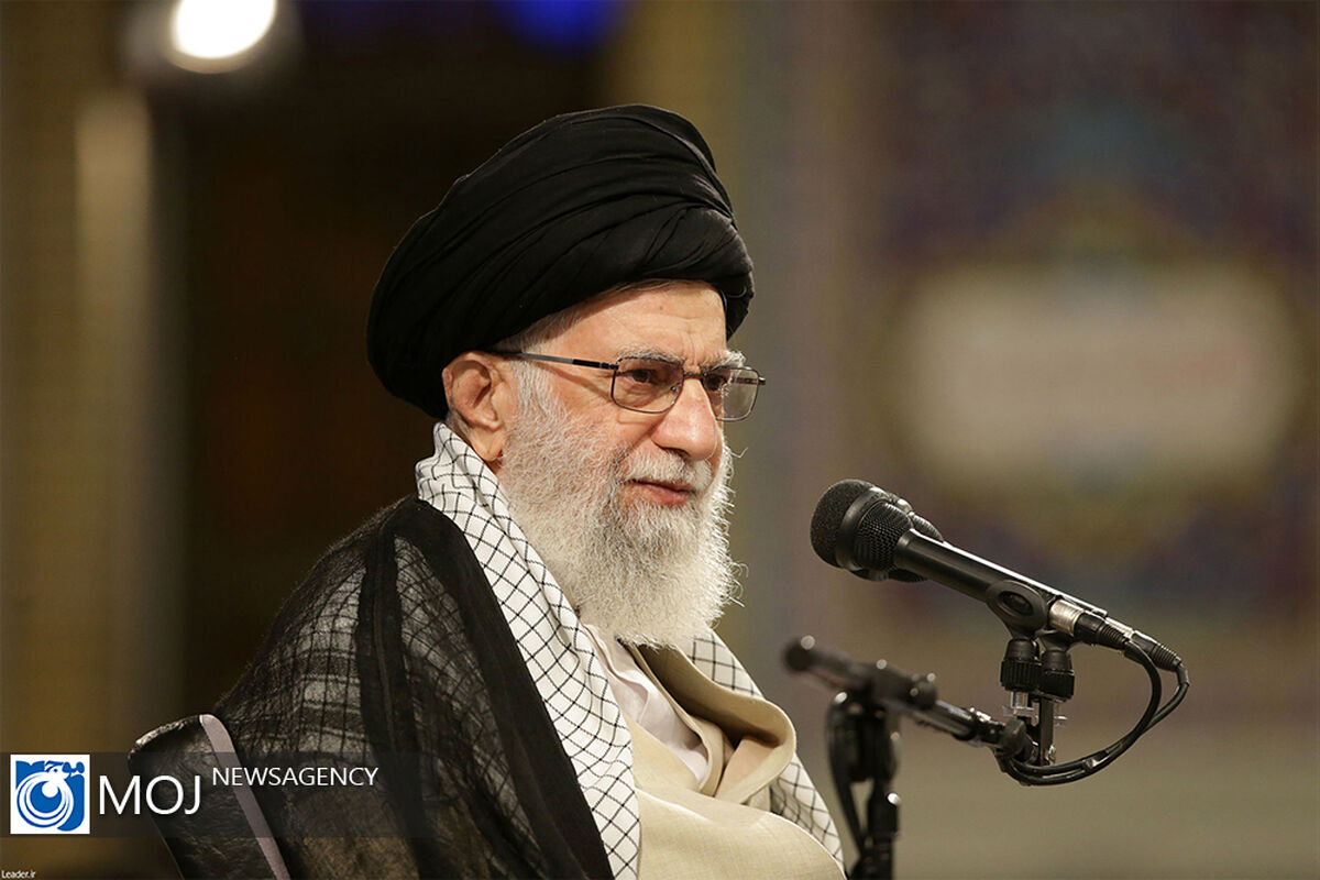 دیدار دست‌اندرکاران و کارگزاران حج با مقام معظم رهبری