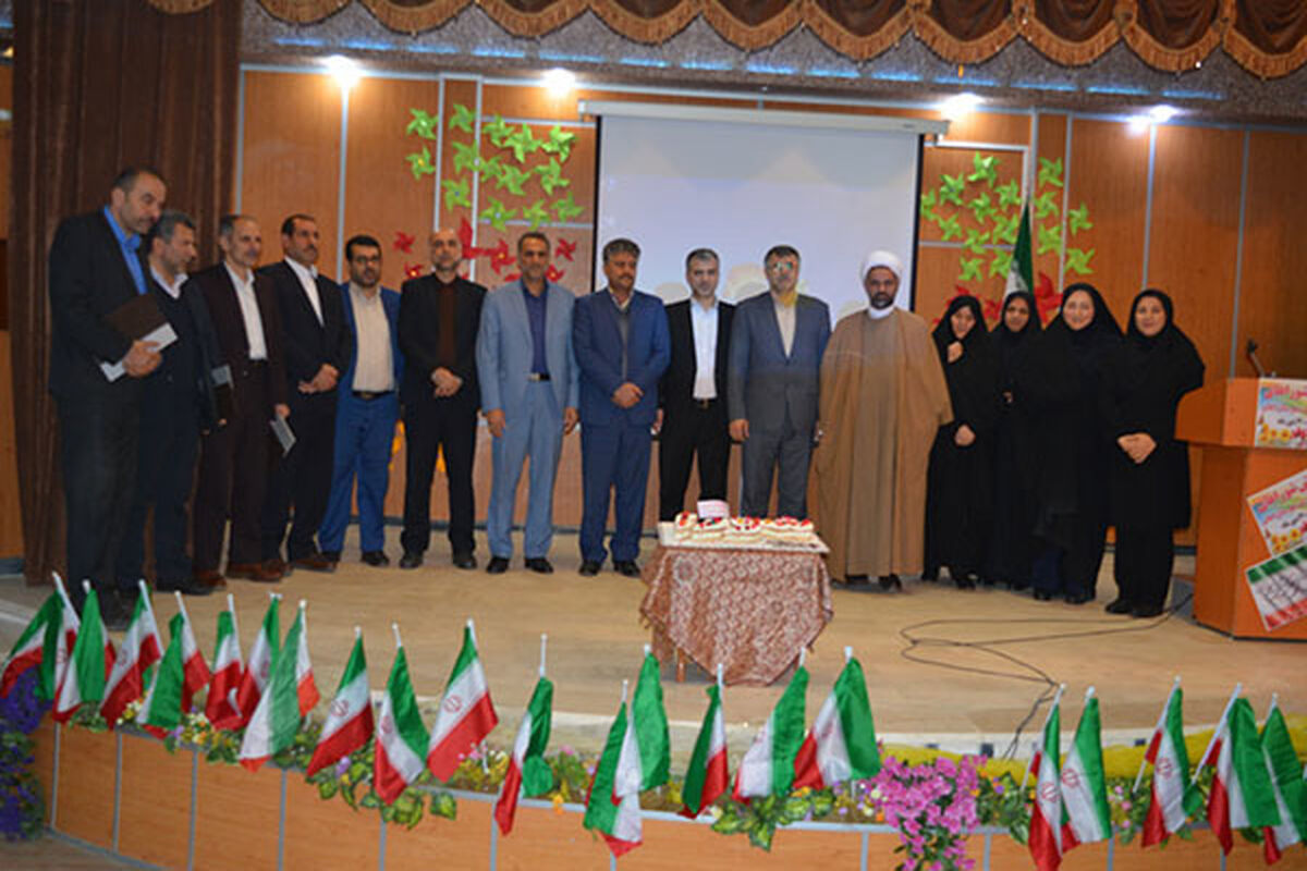 تجلیل از فعالان شورای آموزش وپرورش املش