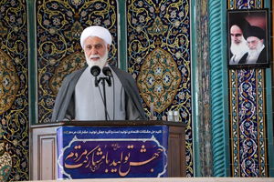 دانشجو نماد مقاومت است / لزوم توسعه زیرساخت‌های هوایی کیش