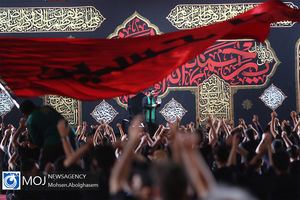 عزاداری شب پنجم ماه محرم در مجموعه ارم