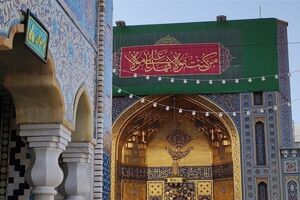 گل آرایی حرم مطهر رضوی به مناسبت عید غدیرخم