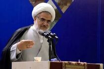 زن مسلمان در مکتب اسلام می‌تواند در همه عرصه‌ها بدرخشد