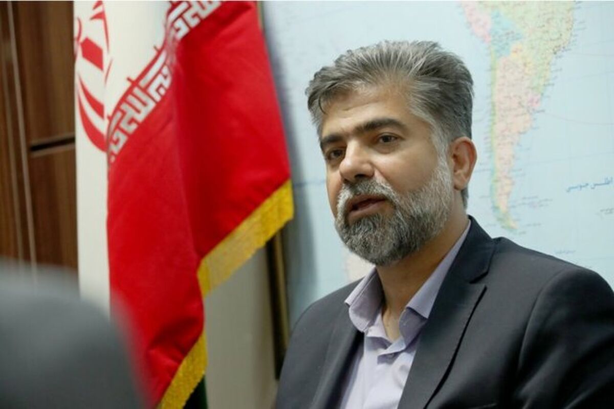 افشین نادری