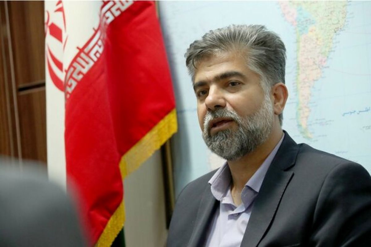 افشین نادری