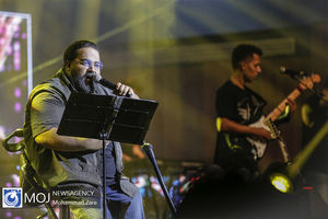 "شانس آخر" رضا صادقی به زلزله زدگان خوی تقدیم شد