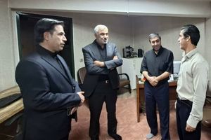 بازدید معاون وزیر راه از روند خدمت‌رسانی به زائران اربعین در فرودگاه شهدای ایلام