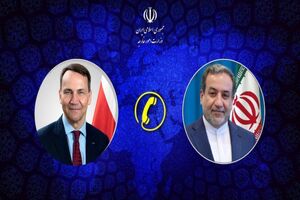 وزرای امور خارجه جمهوری اسلامی ایران و لهستان با یکدیگر گفتگو کردند