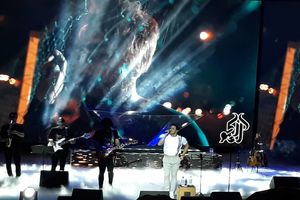 کنسرت ایوان بند بدون تاخیر و با سه بار تکرار یک قطعه برگزار شد