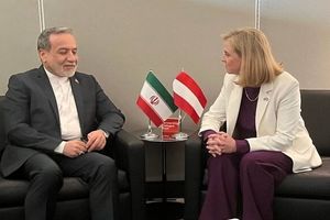 اتریش آماده کمک به حل پرونده هسته‌ای ایران شد