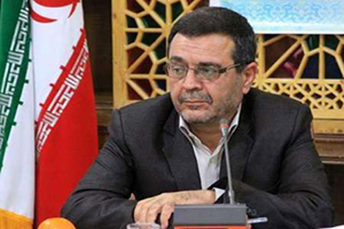 اصفهان- مدیر اموزش و پرورش