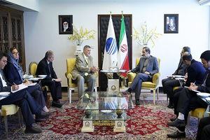 ایران قویا از دولت مشروع و قانونی عراق حمایت می کند