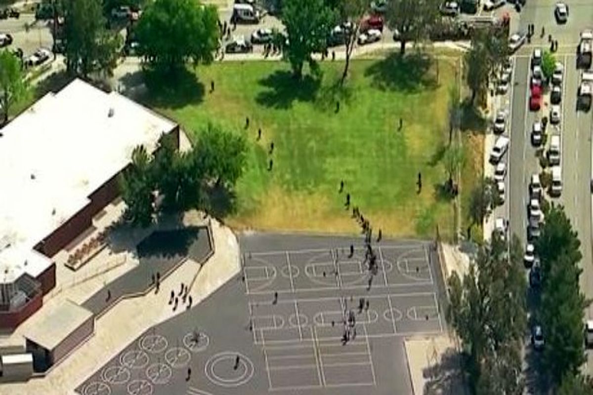 تیراندازی در مدرسه