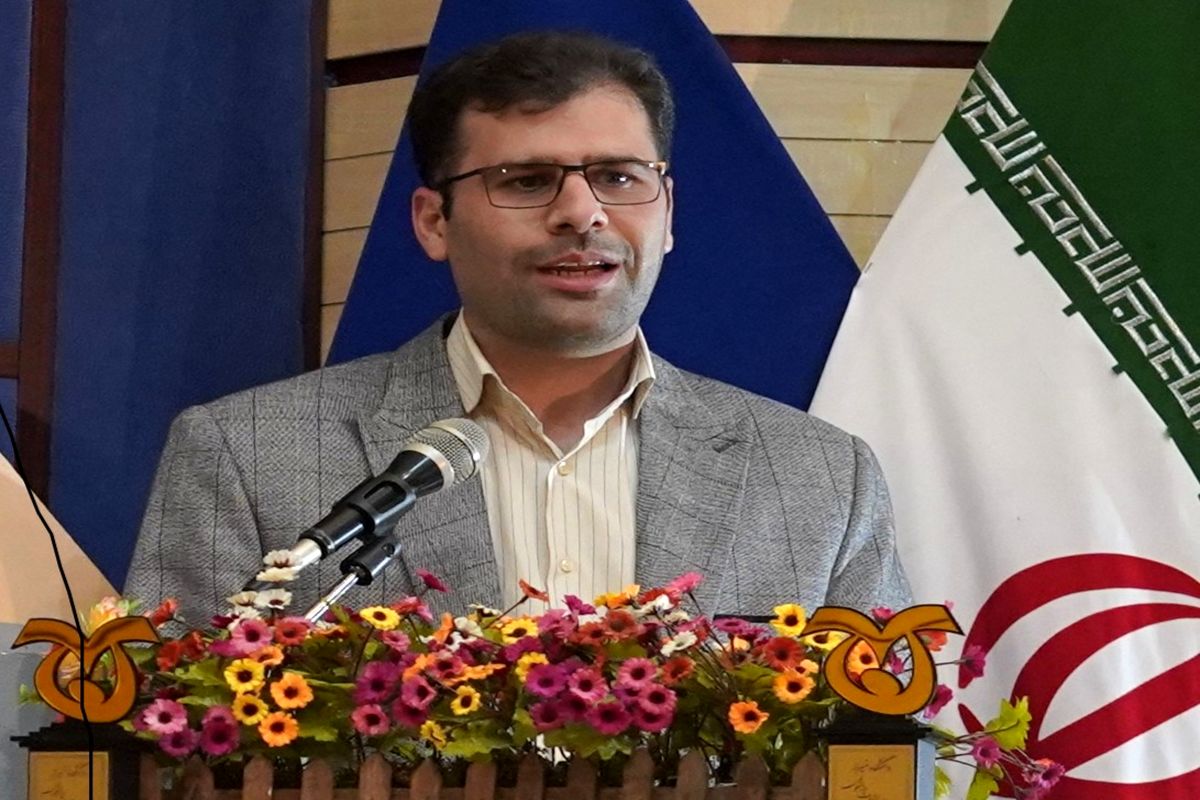 دکترحفیظی+معاون دانشجویی دانشگاه شیراز