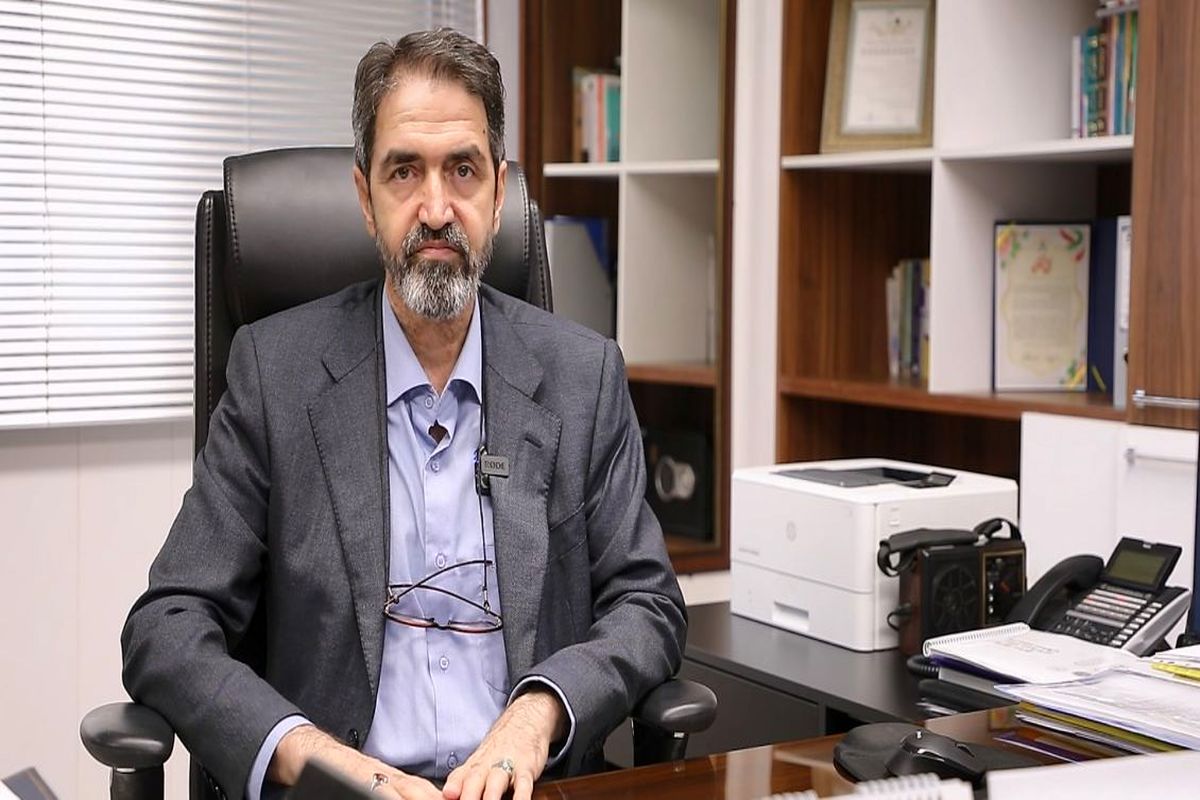 معاون مالی هلدینگ اصفهان