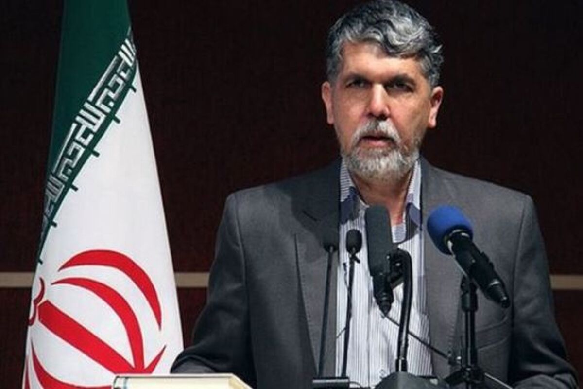 وزیر فرهنگ و ارشاد اسلامی
