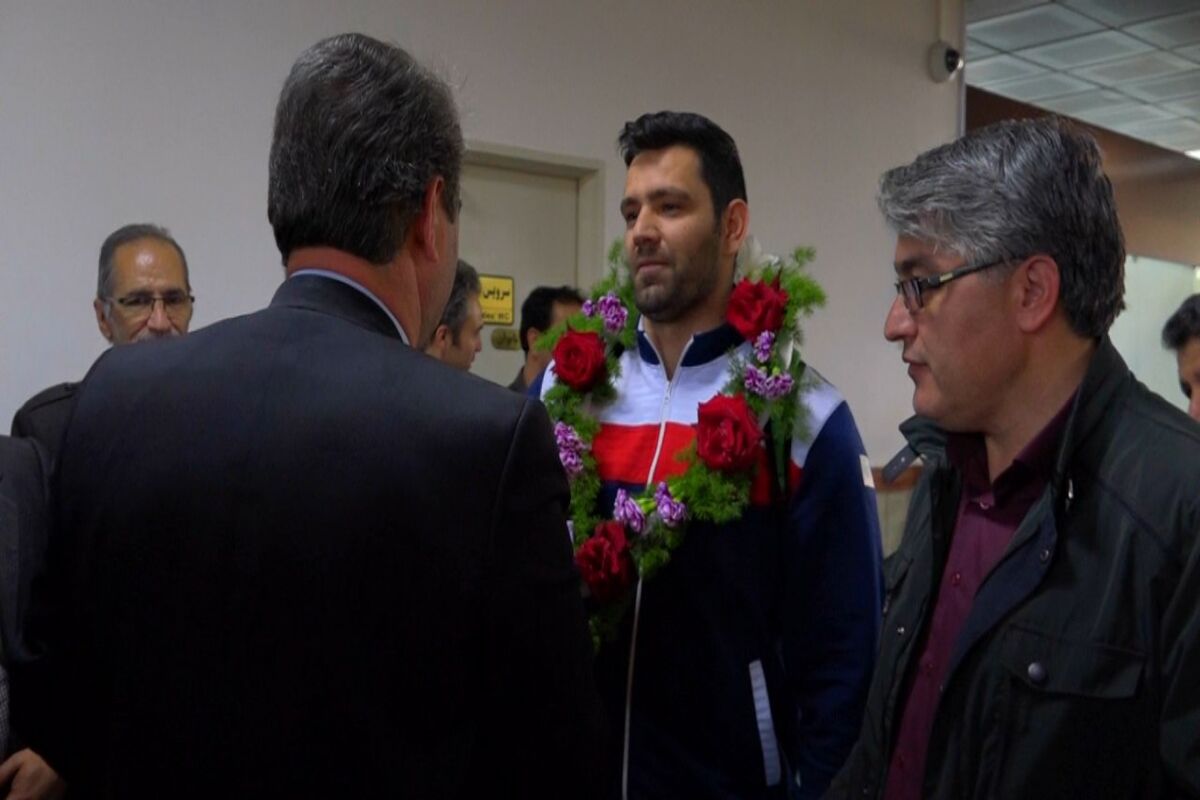 بهنام شیری