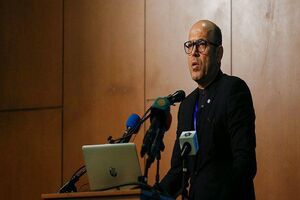 فوتبال گوی گردونی است که اتفاقات غیر منتظره‌ای در آن رقم می‌خورد