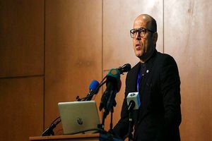 فوتبال گوی گردونی است که اتفاقات غیر منتظره‌ای در آن رقم می‌خورد