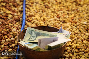 آجیل شب یلدا چند؟