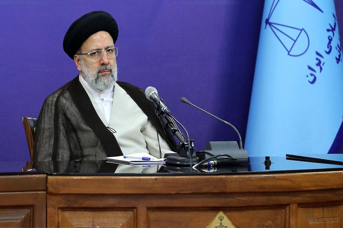 آیت‌الله رئیسی در دیدار با قضات کرمانشاه