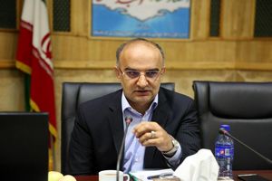 دانشگاه‌ها باید ارتباطی مناسب با بخش صنعت برقرار کنند