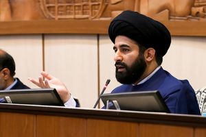 خانواده‌ها از خودروهایی که مجوز سازمان حمل‌ونقل شهرداری را ندارند، به‌عنوان سرویس مدرسه استفاده نکنند 