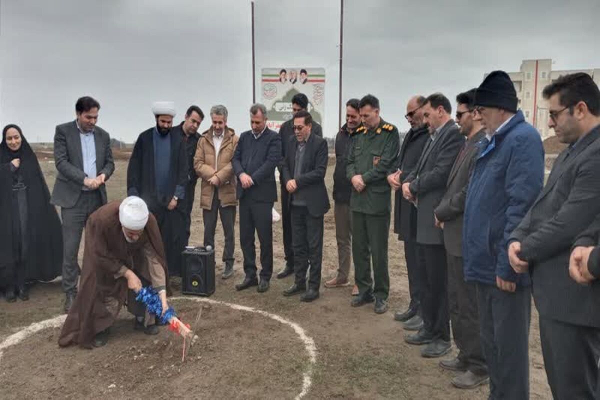 کلنگ زنی مدرسه 6 کلاسه در جعفرآباد